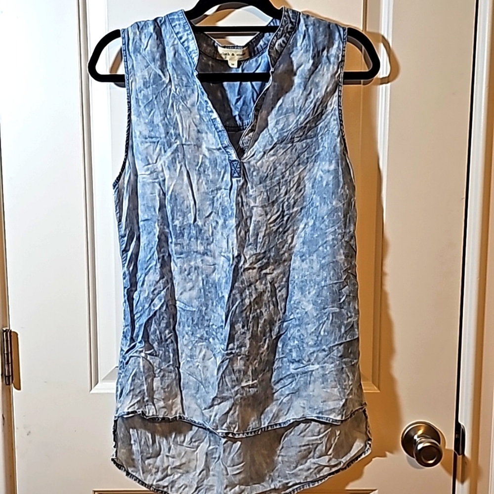 Cloth & Stone Chambray Tunic Tank, size M